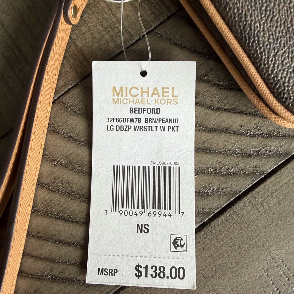 Michael Kors Dual-Zip Brown and Cream Wallet - Picture 4 of 4
